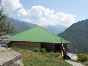 Home Stay Tirthan Quest